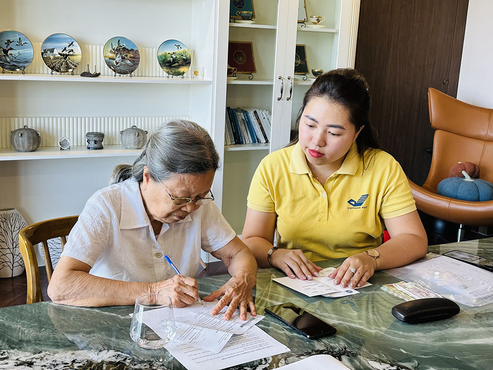 TP.HCM: Chi trả lương hưu, trợ cấp BHXH vào ngày làm việc đầu tiên của tháng                                                 