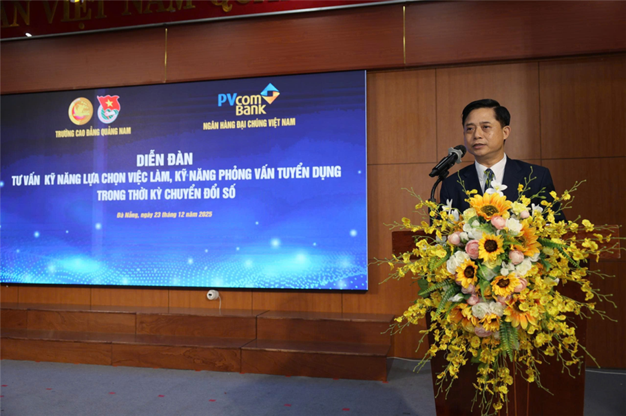 Trường Cao đẳng Quảng Nam tổ chức Diễn đàn tư vấn kỹ năng lựa chọn việc làm, kỹ năng phỏng vấn tuyển dụng trong thời kỳ chuyển đổi số