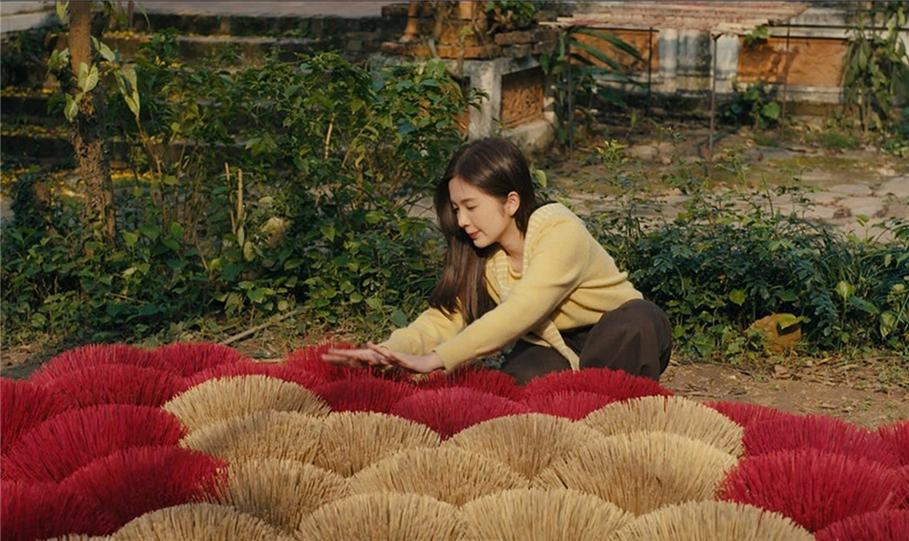 Phim “Ngược đường ngược nắng”: Hành trình gìn giữ ký ức làng nghề và tìm lại ánh sáng của yêu thương