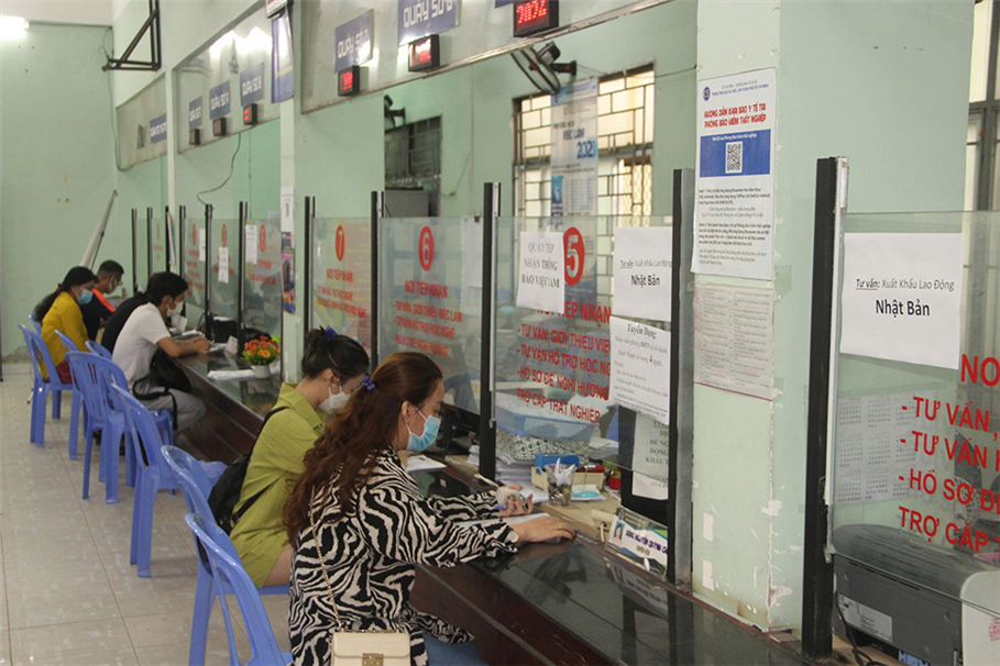 Trung tâm Dịch vụ việc làm TP.HCM: Đẩy mạnh ứng dụng công nghệ thông tin trong hoạt động bảo hiểm thất nghiệp