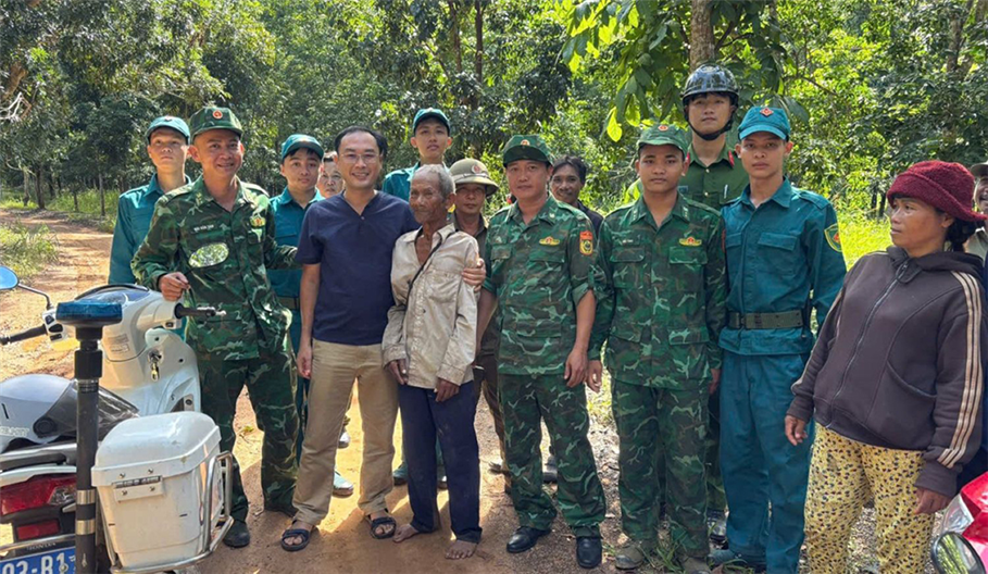 Bộ đội Biên phòng thành phố Đồng Nai hỗ trợ tìm kiếm và đưa người câm điếc về nhà